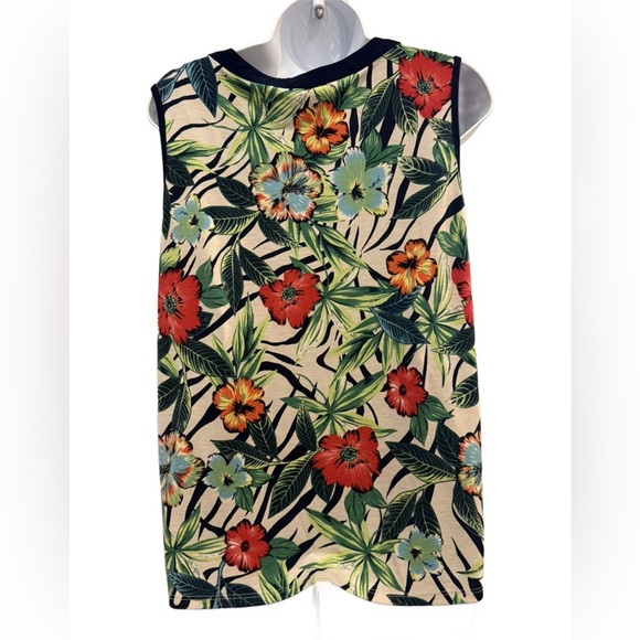 Late August Floral Sleeveless Top - Multicolor. Size Large - Picture 3 of 5